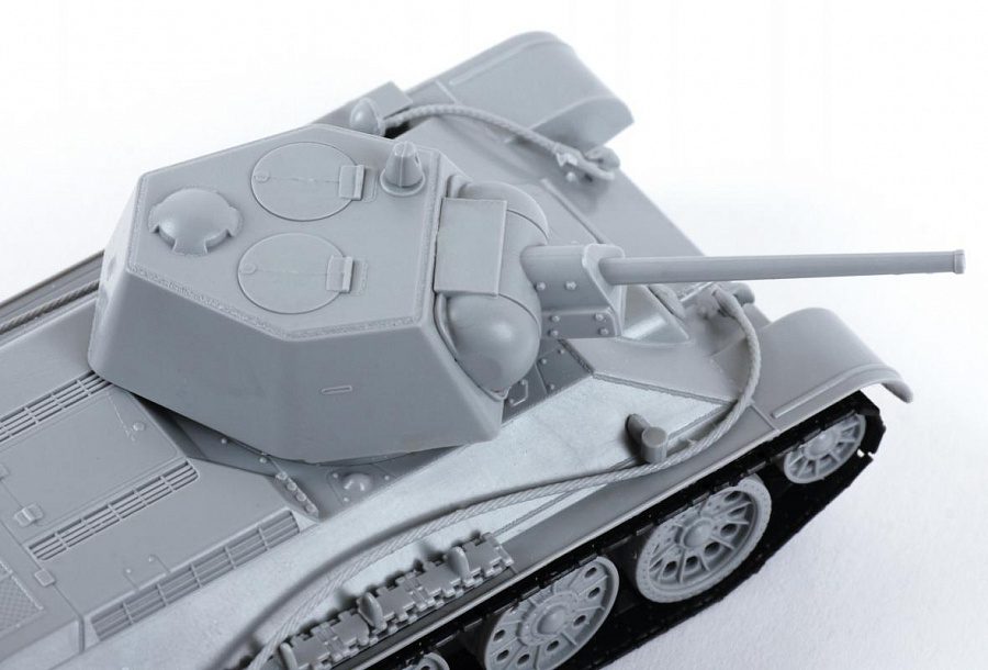 Zvezda 5001 Soviet medium tank T34/76 m.1943 - Imagen 9