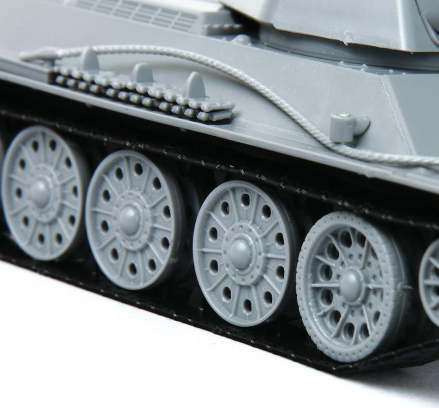 Zvezda 5001 Soviet medium tank T34/76 m.1943 - Imagen 5