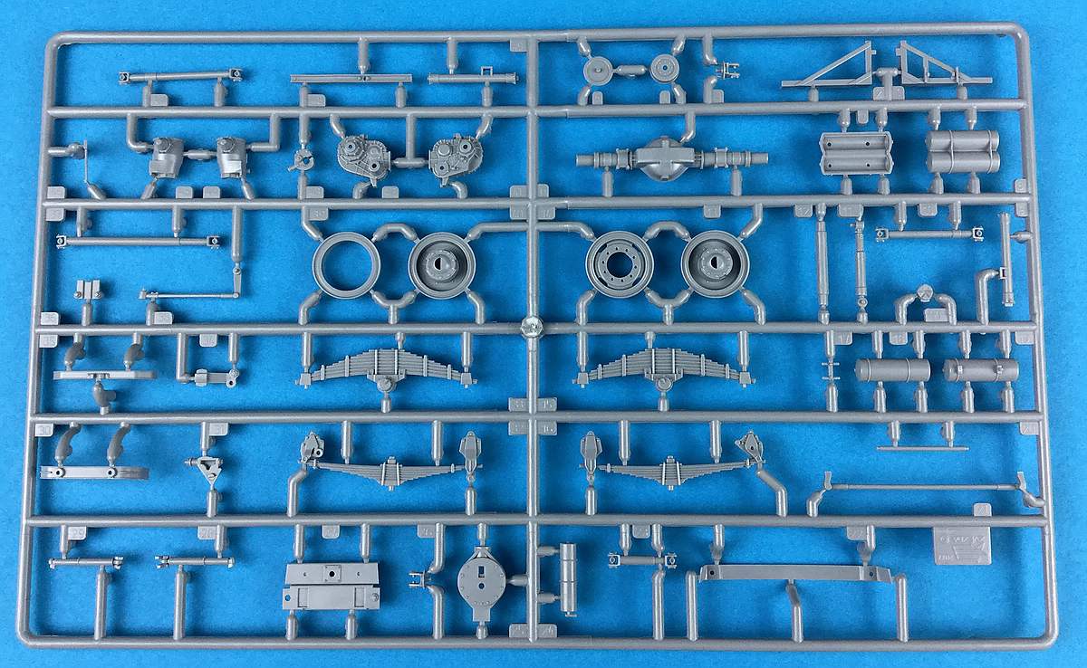 3654 - ZVEZDA - 1/35 - Ural 4320 Truck - Imagen 9